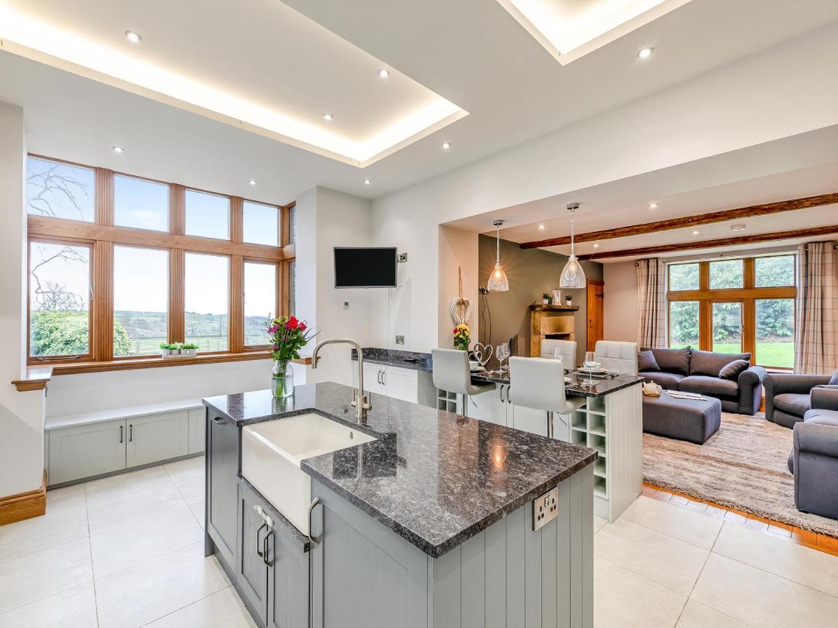 Buntingfield Farmhouse Villa Ashover Екстериор снимка